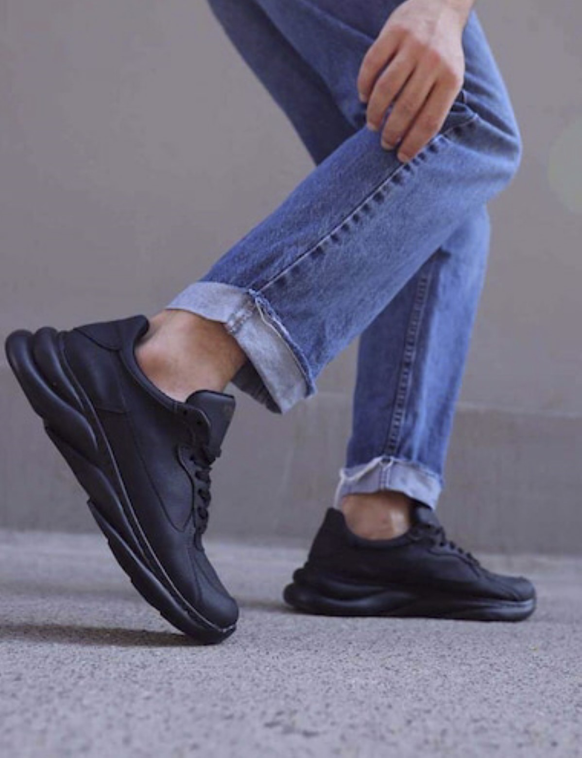 Ανδρικά μαύρα Sneakers δερματίνη ανάγλυφη σόλα 0652020BT φωτογραφία